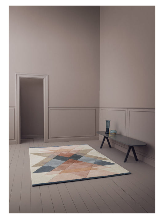 Tappeto Freya Powder Linie Design ambientato in un interno