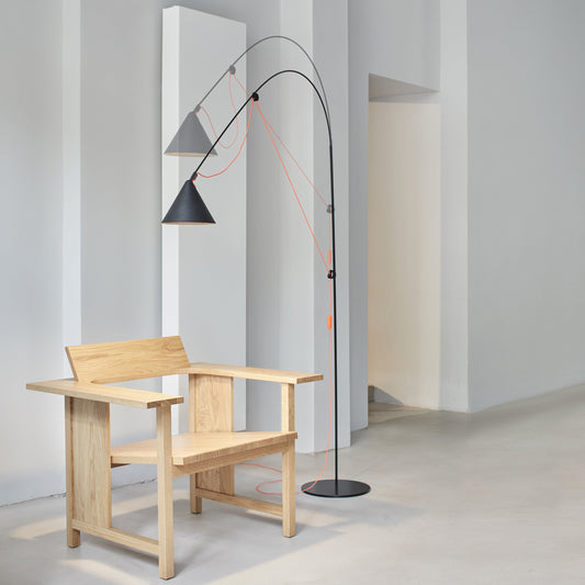 Lampada da Terra, Ayno L, Nero/Arancione