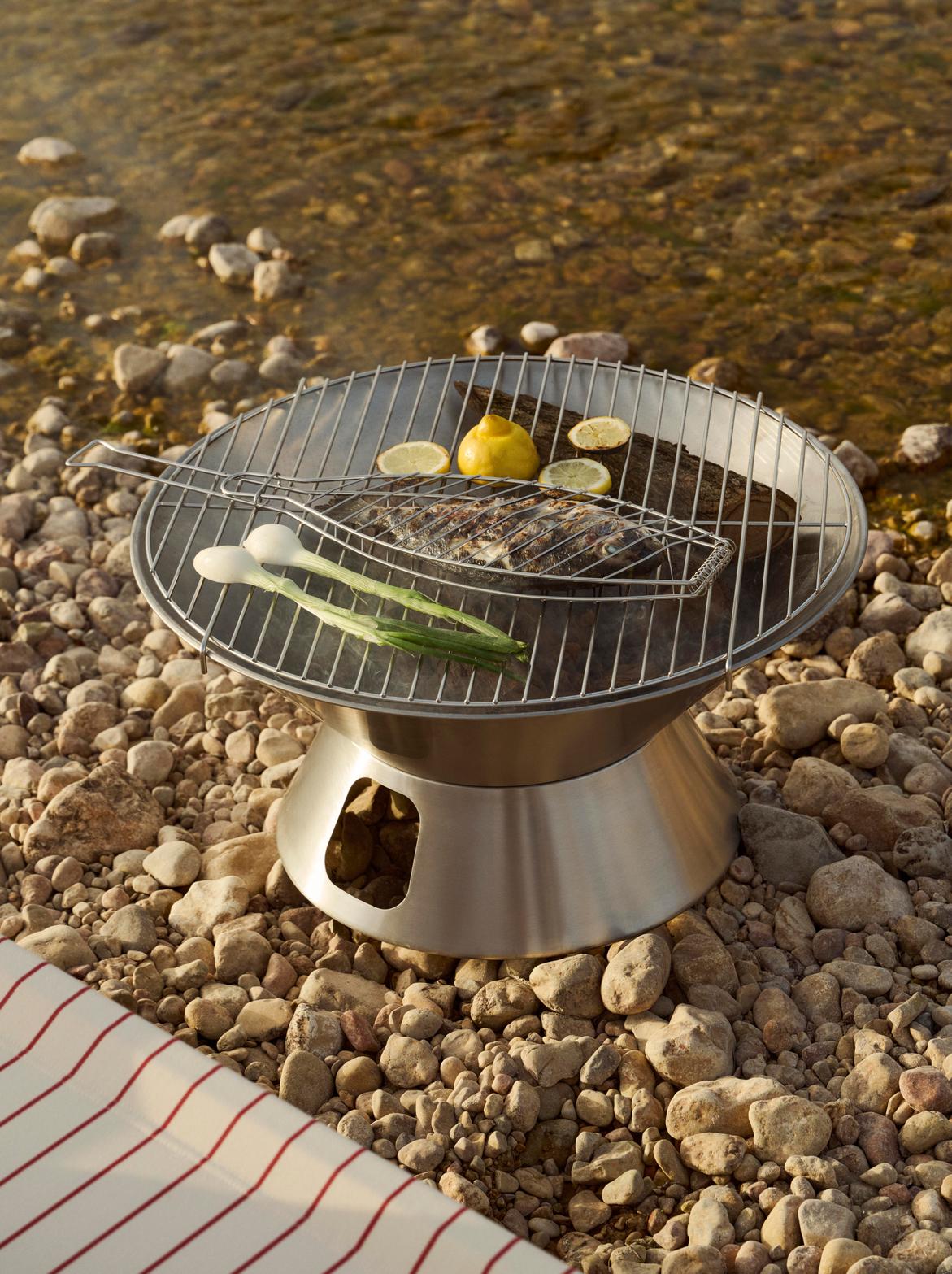 Griglia per il pesce Outdoor Market by Jasper Morrison