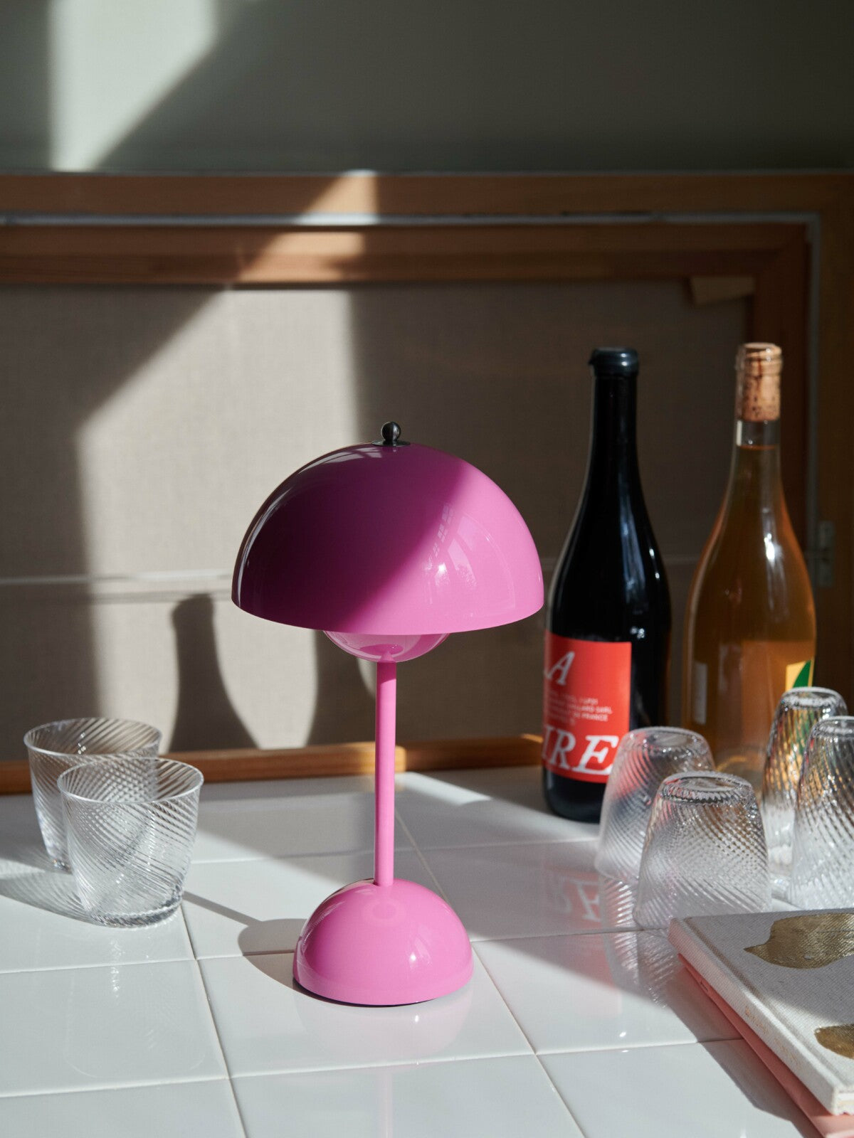 Lampada da tavolo ricaricabile Flowerpot VP9