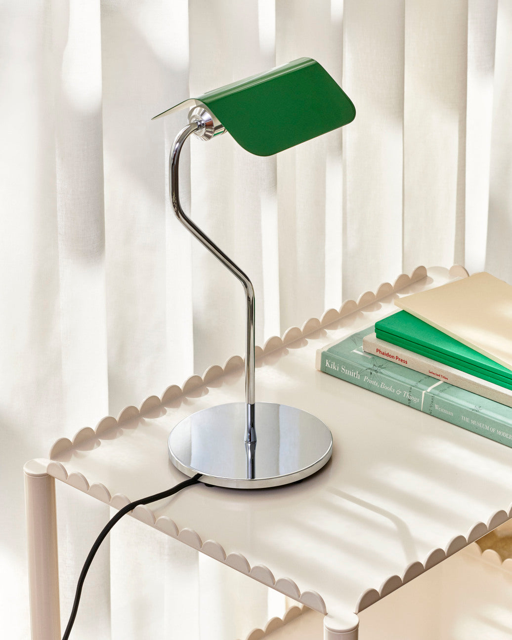 APEX TABLE LAMP