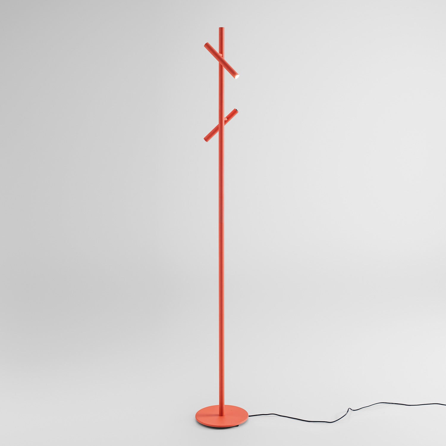 G.E.A. Luce lampada da terra arancio GPIA40