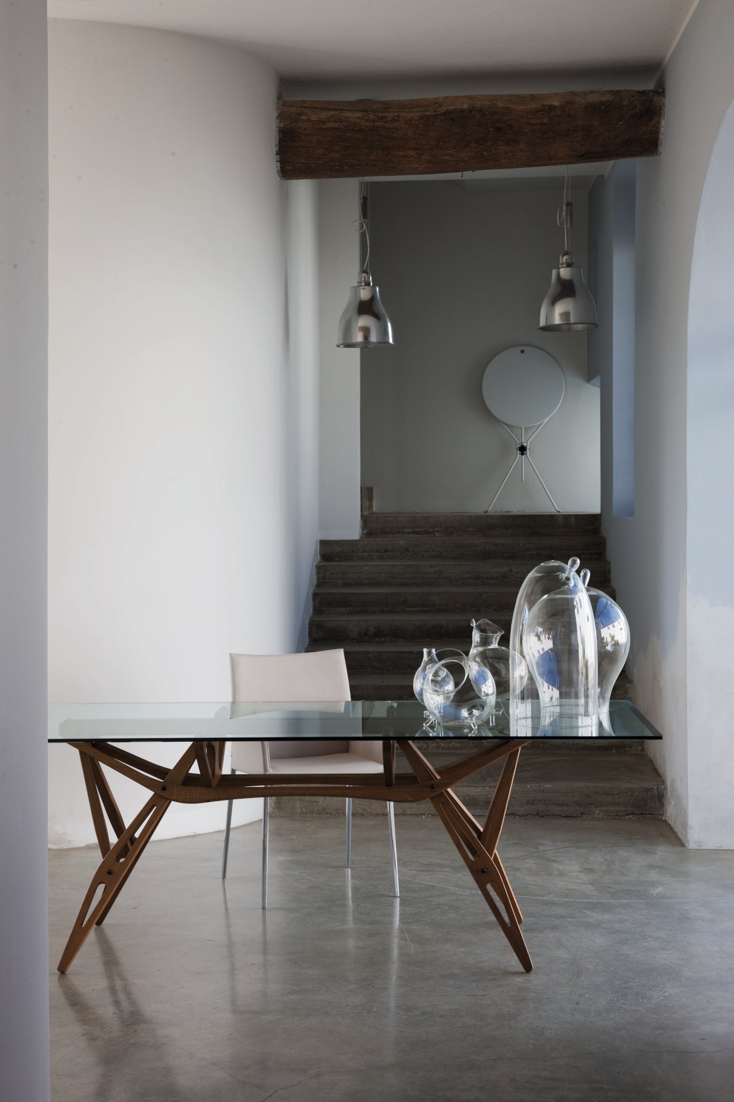 Tavolo Reale, l.160 x p.80 struttura rovere naturale, piano cristallo bisellato