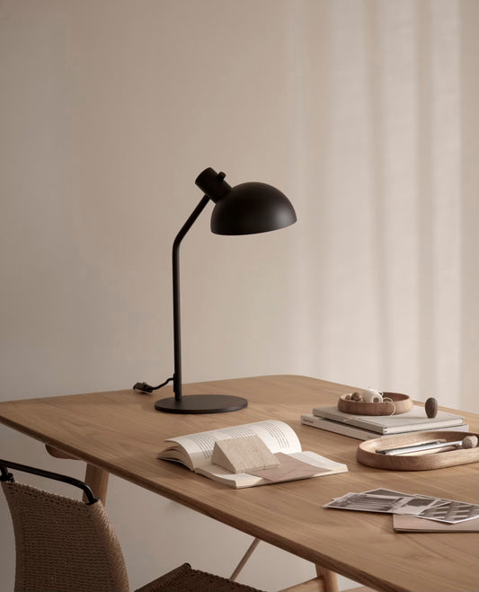 MO310 - TABLE LAMP